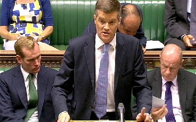 Illegal immigrants to be kept off road